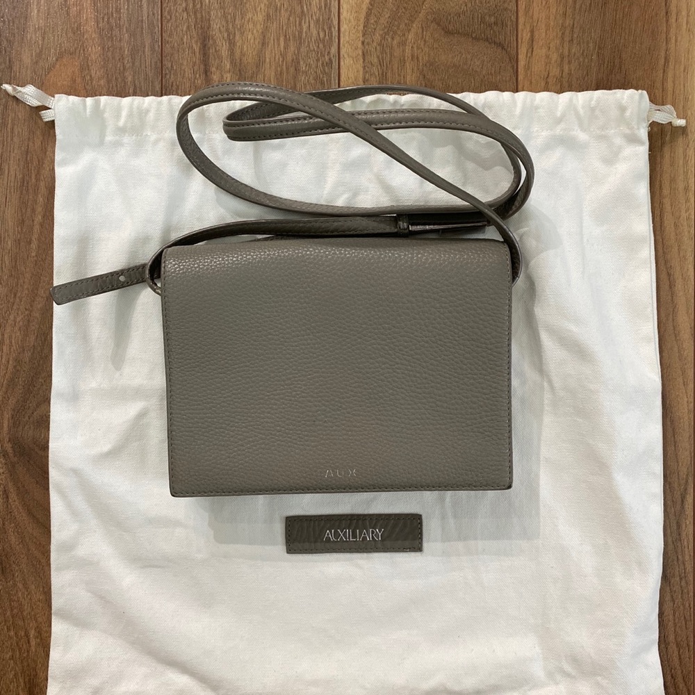 ✨Sold✨ Aritzia Auxiliary Calisch Crossbody Bag - Picture 4 of 14